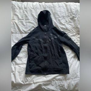 Black Nike tech size small